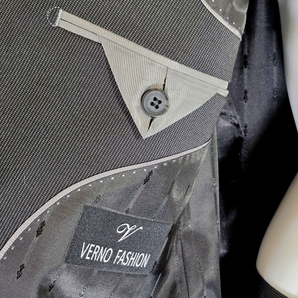 Vernon Fashion Italian Styling Suit - Picture 6 of 16